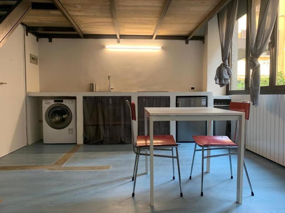 Apartamento Ven79 Loreto - Duomo - Near To The Central Station - *