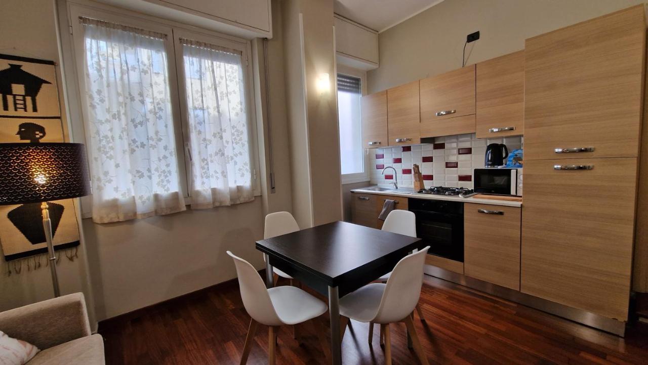 Casa Milano, In Centro A Apartamento Milão