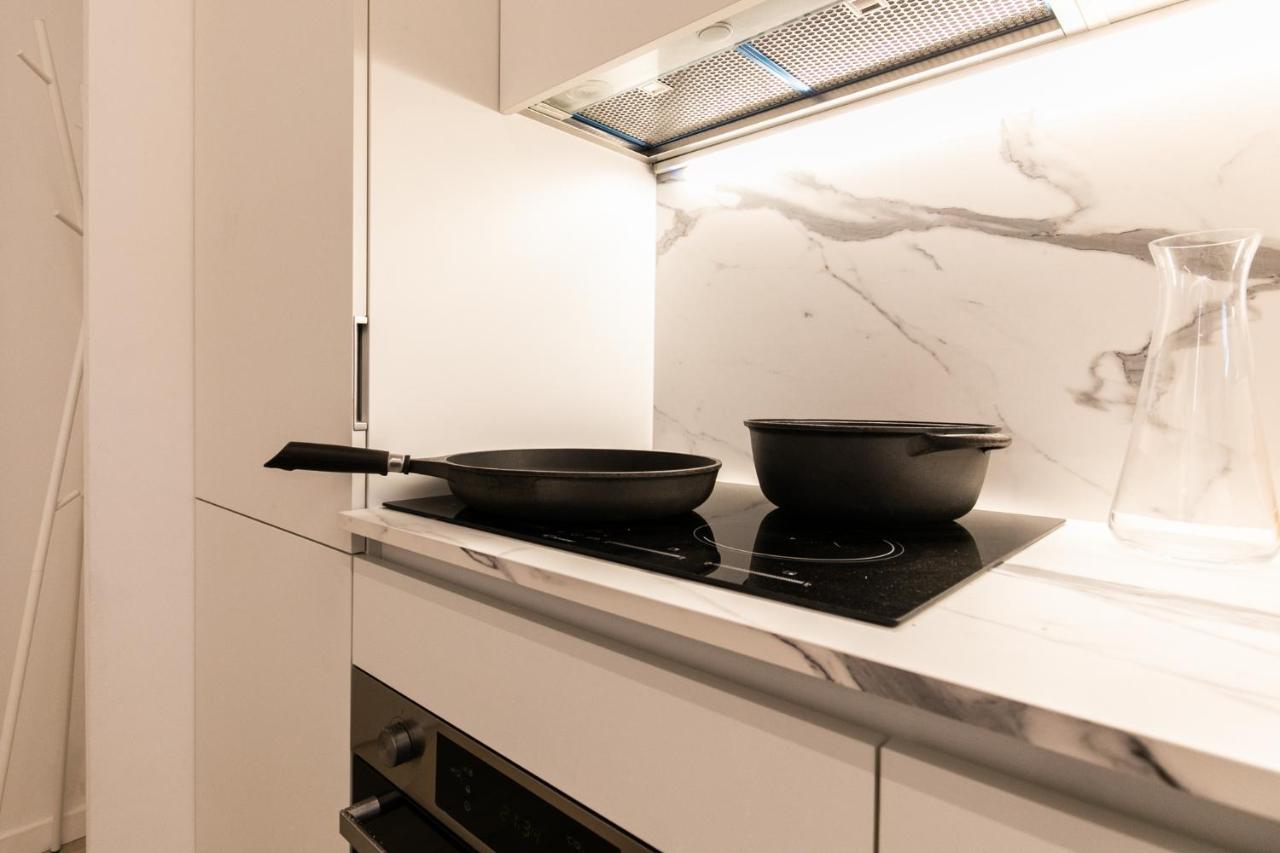 Luxury - A Due Passi Dal Centro Di Apartamento Milão
