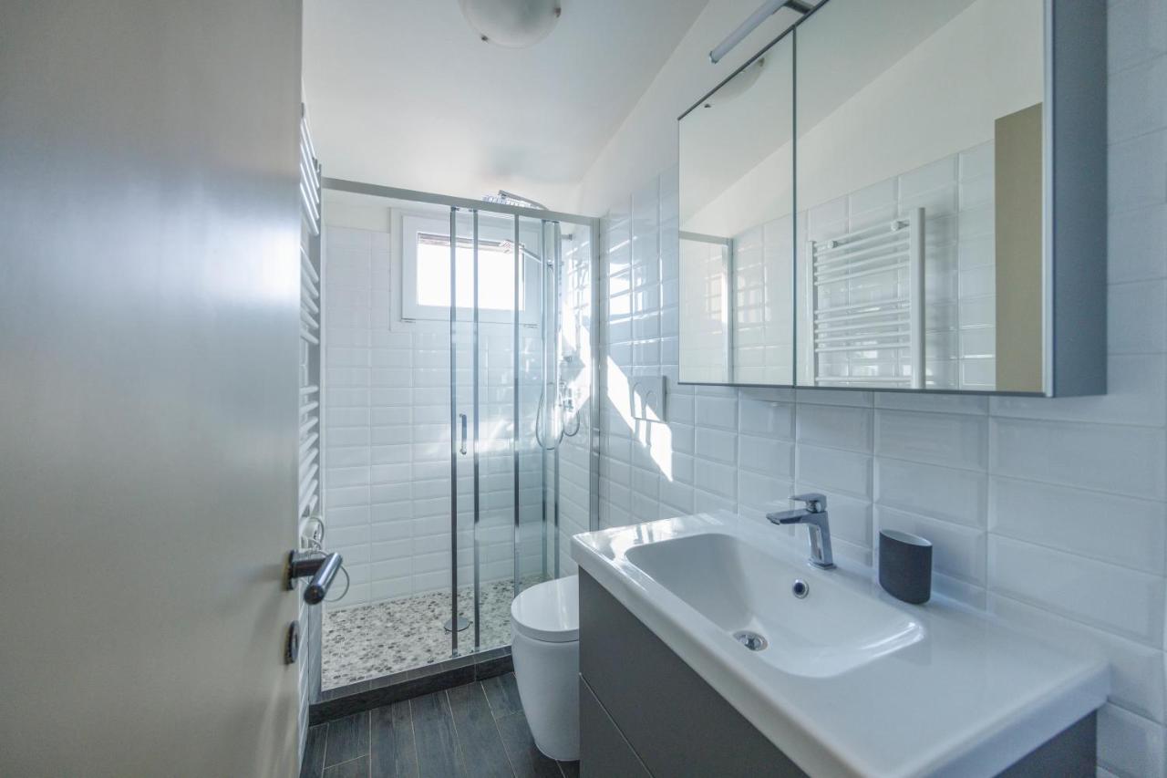 Apartment Xenia - Newly Renovated Flat In Fiera Area Mailand