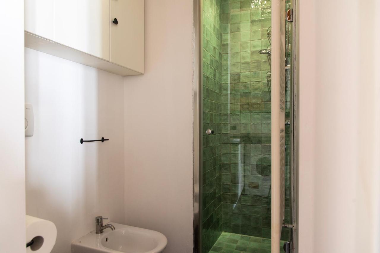 Apartment Youhosty - Charming 2-bed Flat With Terrace, Navigli & Duomo