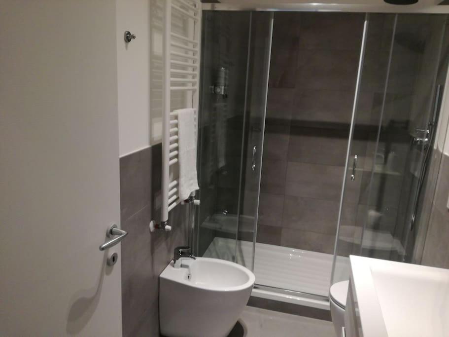 Apartment Mm3/repubblica, 2 Min. Da Staz. Mailand