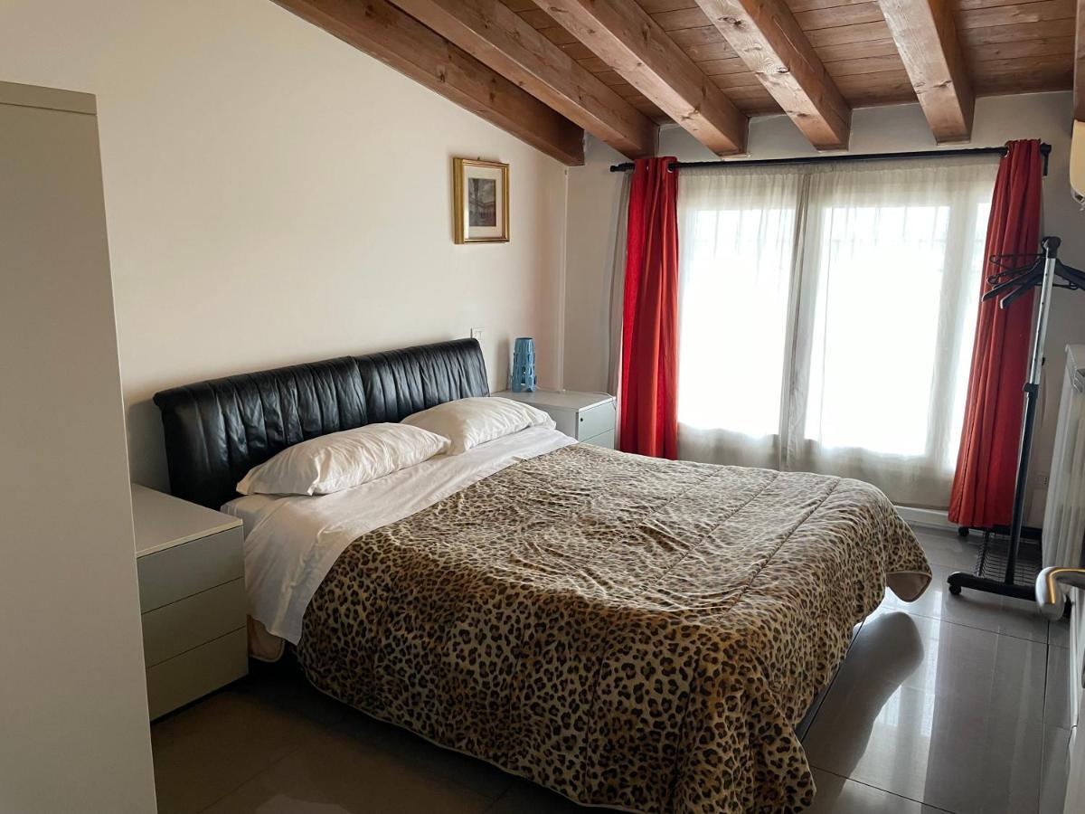 Canal Apartment Milan