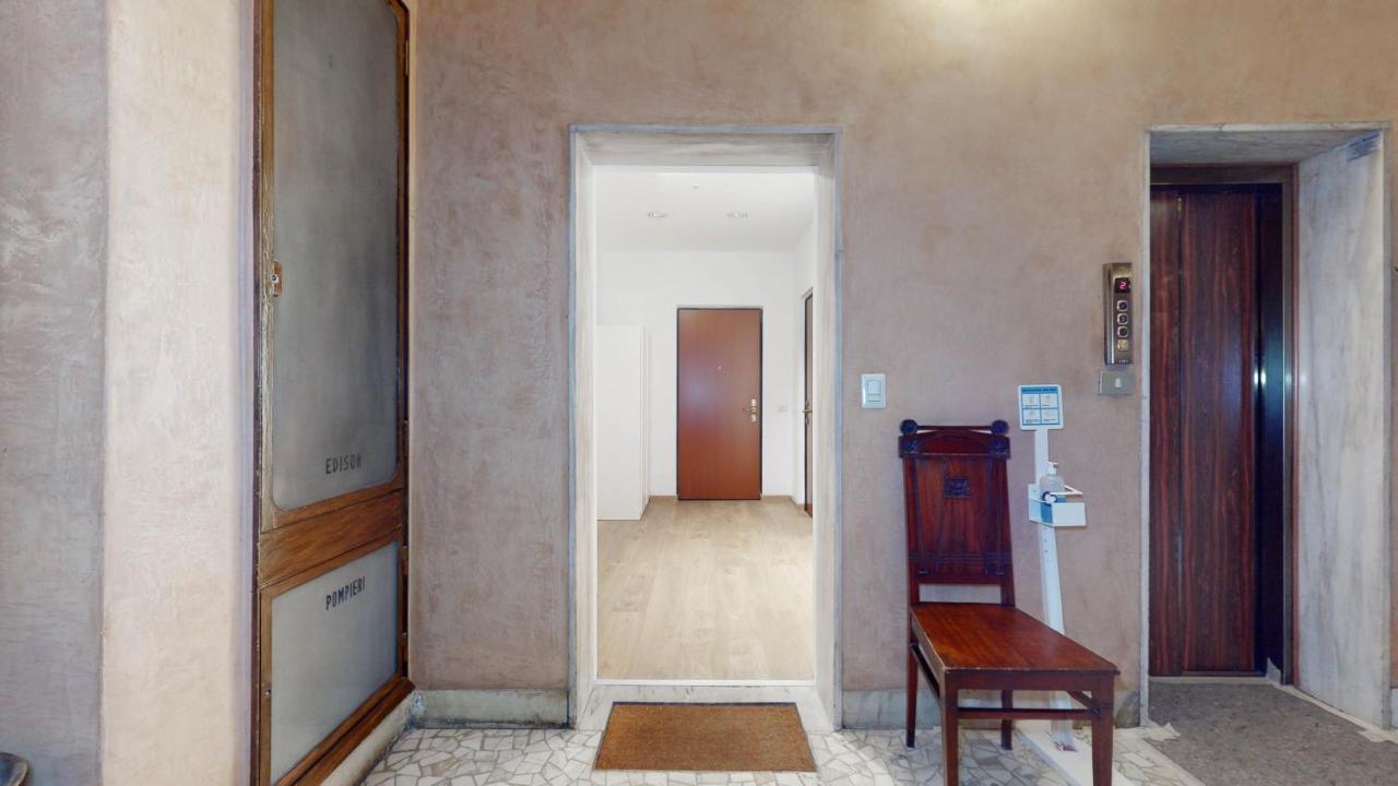 Apartamento Sahi - Dei Dell'olimpo Porta Romana Milão