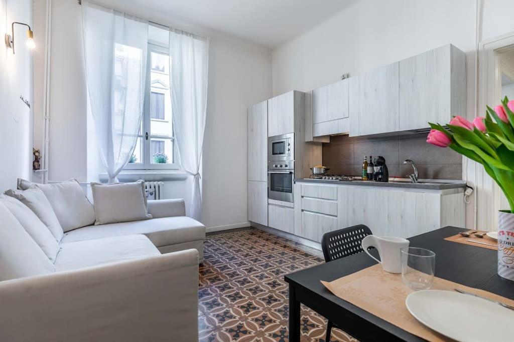 Apartamento Bilocale Zara - Stazione Centrale - Isola Design District *