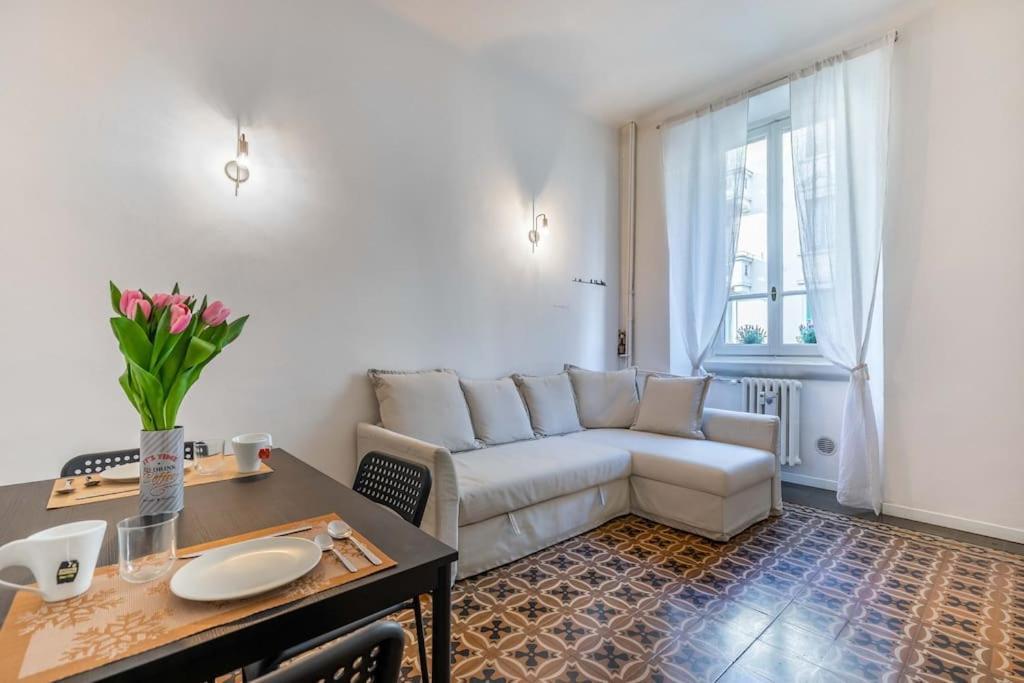 Apartamento Bilocale Zara - Stazione Centrale - Isola Design District