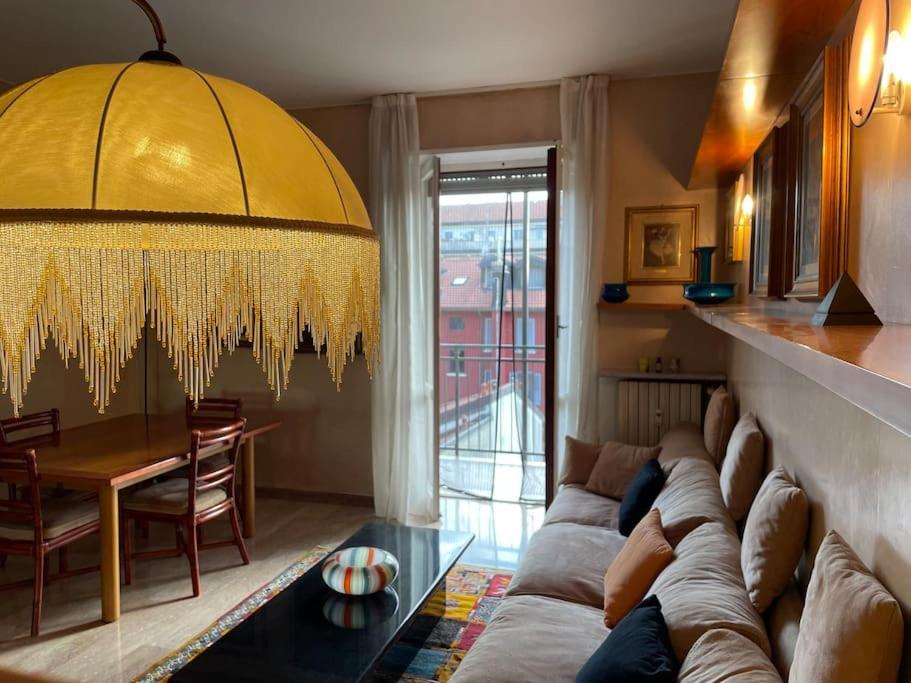 Navigli Hideaway - 5 Minutes From Metro Apartment