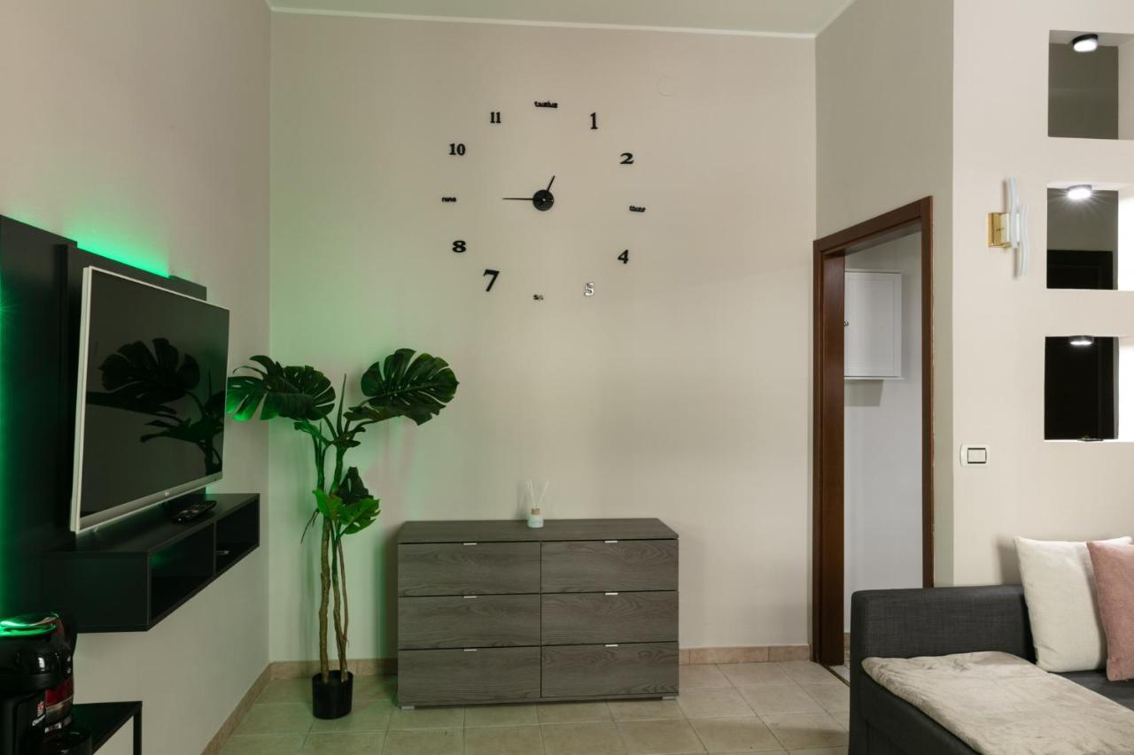 Dehomes - Citylife & Sempione Exclusive Apartment