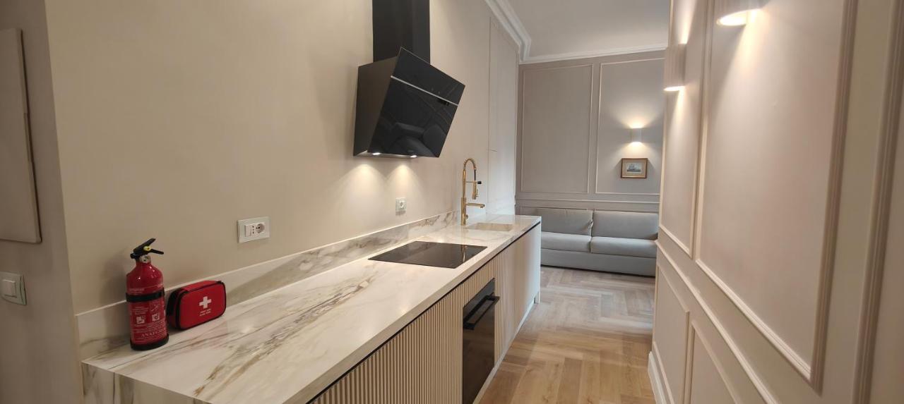 Marcora 6 V Luxury Living *
