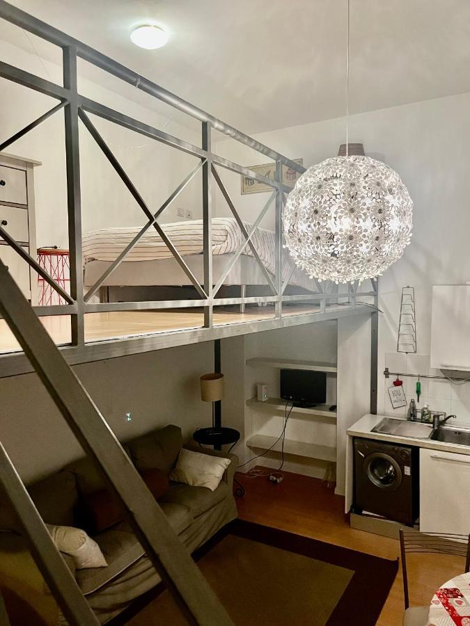 Cozy Loft In Apartment *