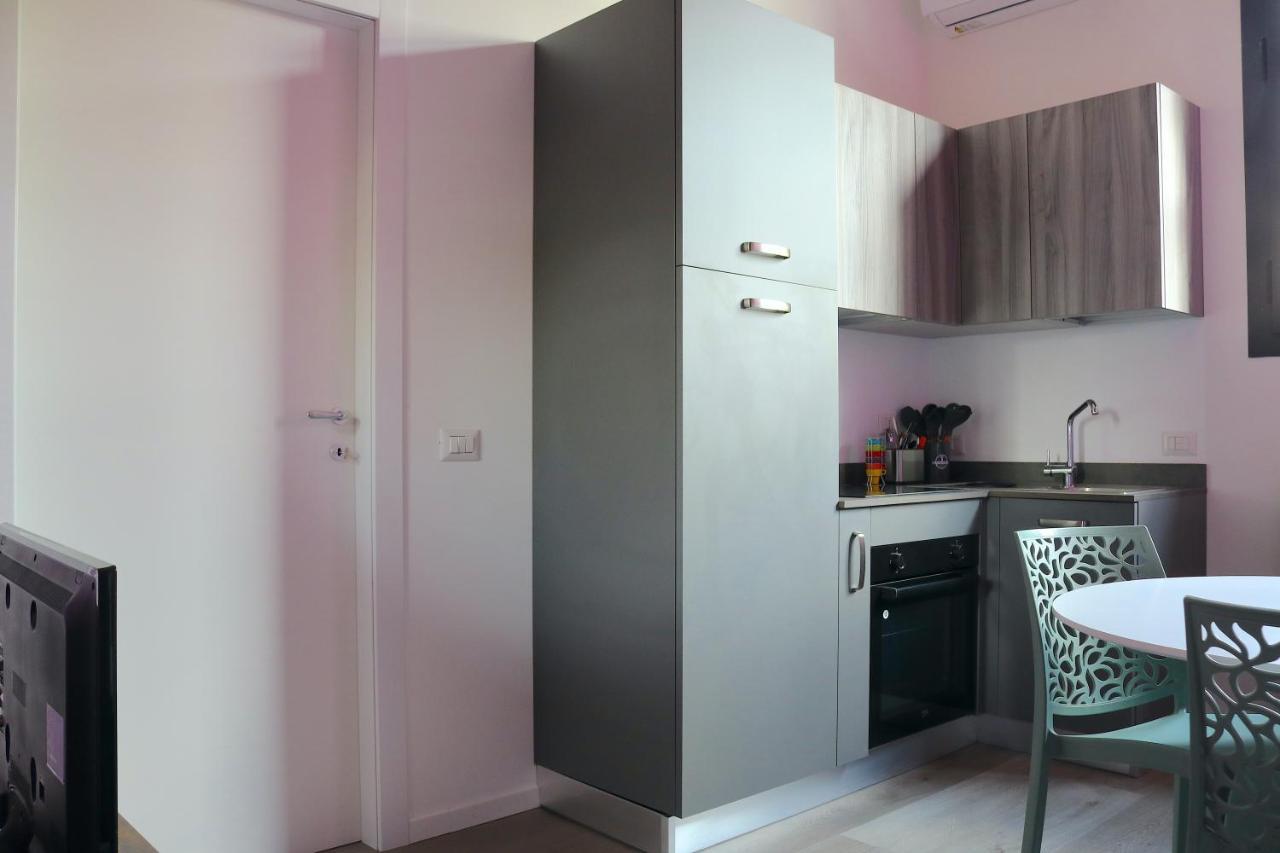Smart And Comfy - Via Repubblica Di San Marino Apartment