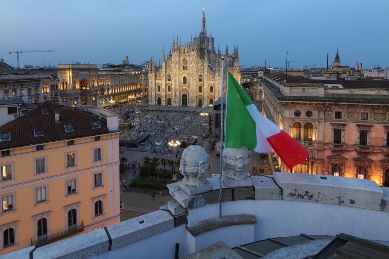 Prestige Boutique - Piazza Duomo View