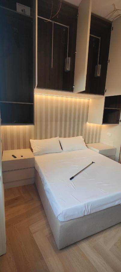 Marcora 6 R Luxury Living