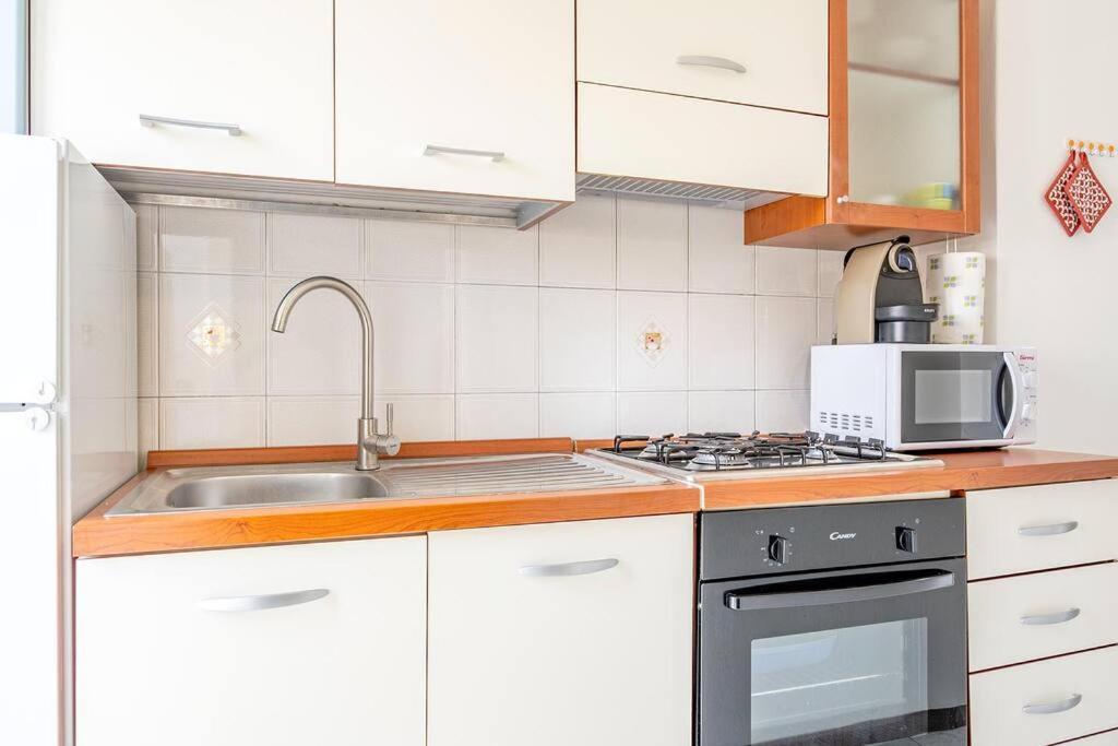 Guest Planet - Intero Bilocale Crescenzago M2 *