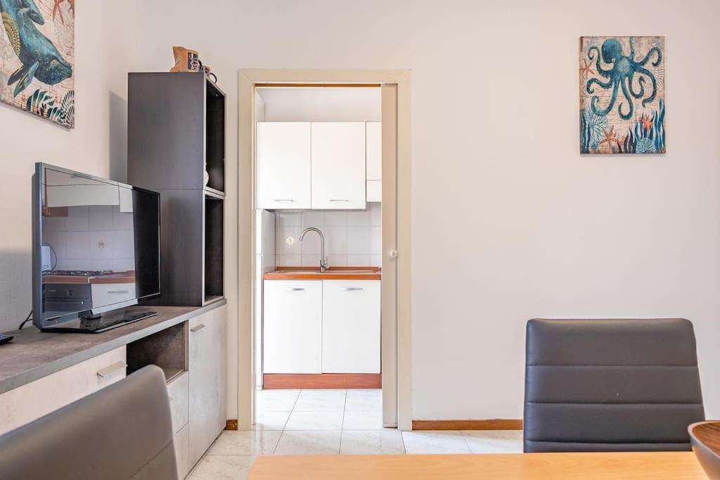 Apartment Guest Planet - Intero Bilocale Crescenzago M2 *