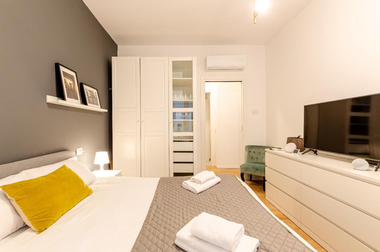 Design - Porta Romana - Duomo Apartment *