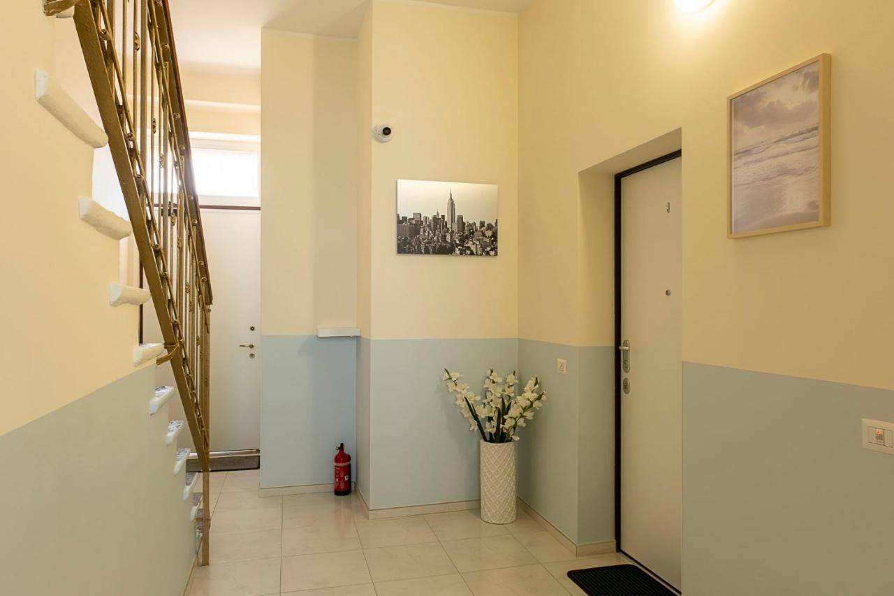 Leader 2 - Monzino - Hockey Msg Arena - Linate - Apartment Mailand
