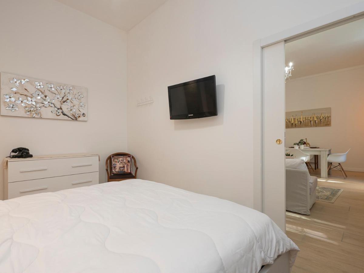 Luxury White Loft Orti 14 Apartment Mailand