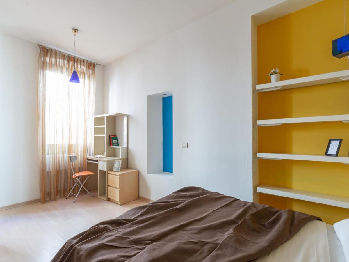 The Rent - Cosy One-bedroom In Via Fogazzaro Apartment *