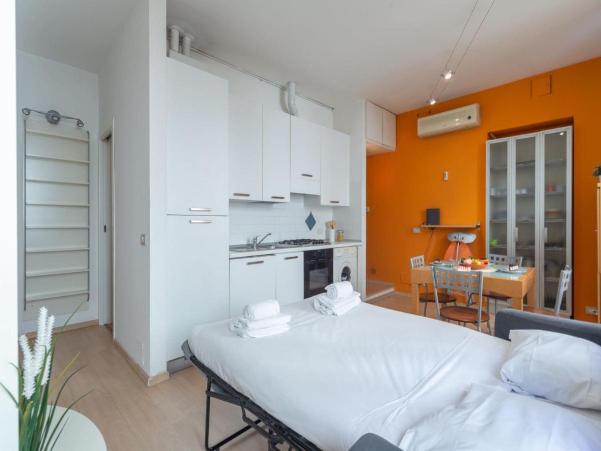 Apartment The Rent - Cosy One-bedroom In Via Fogazzaro *