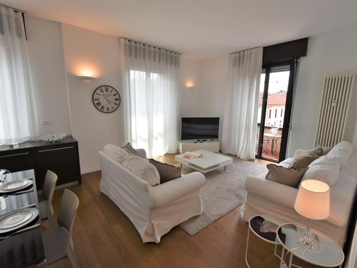 Apartment Corso Genova By Interhome
