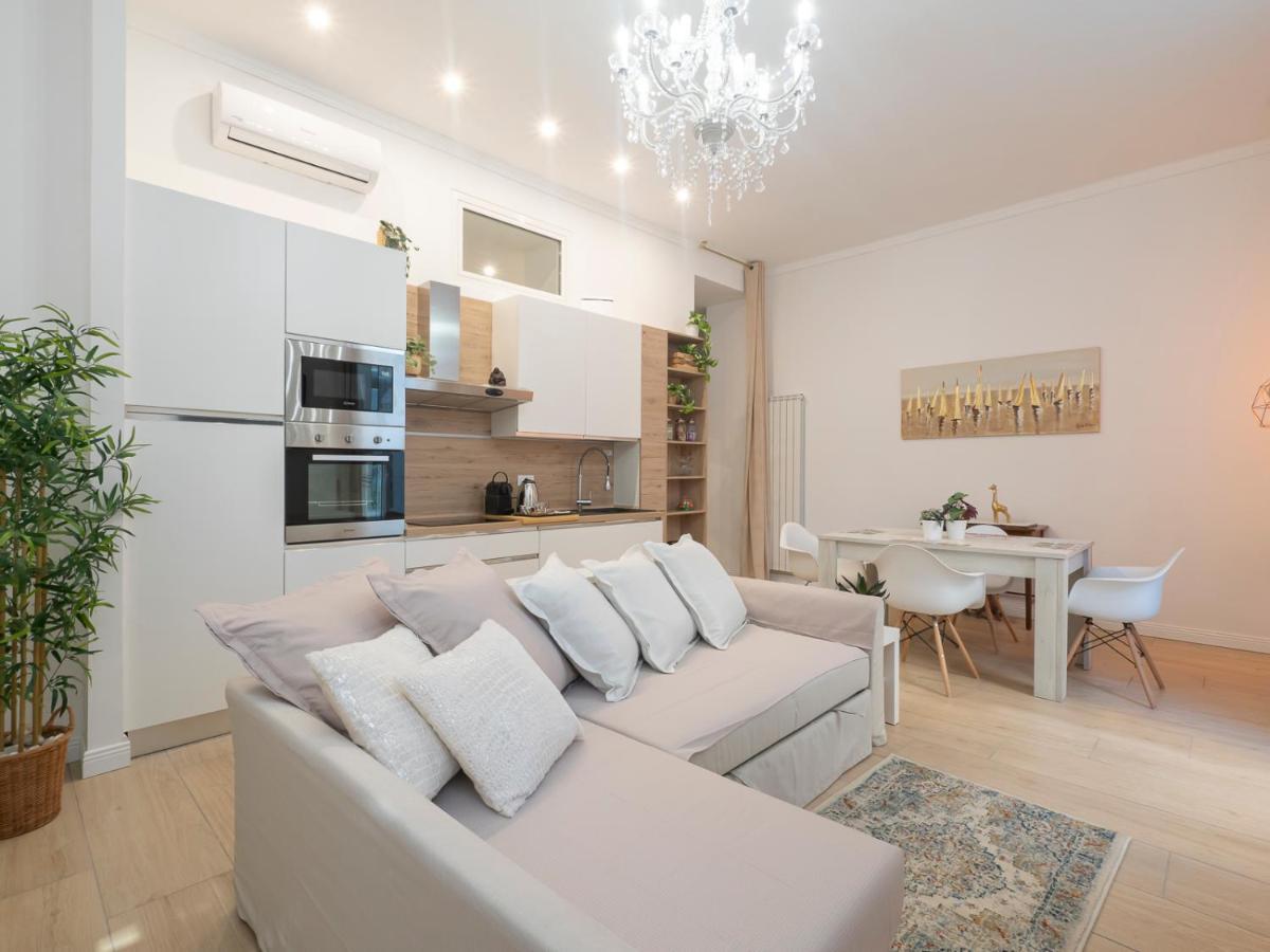 White Loft Near Duomo Orti 14 Apartment *