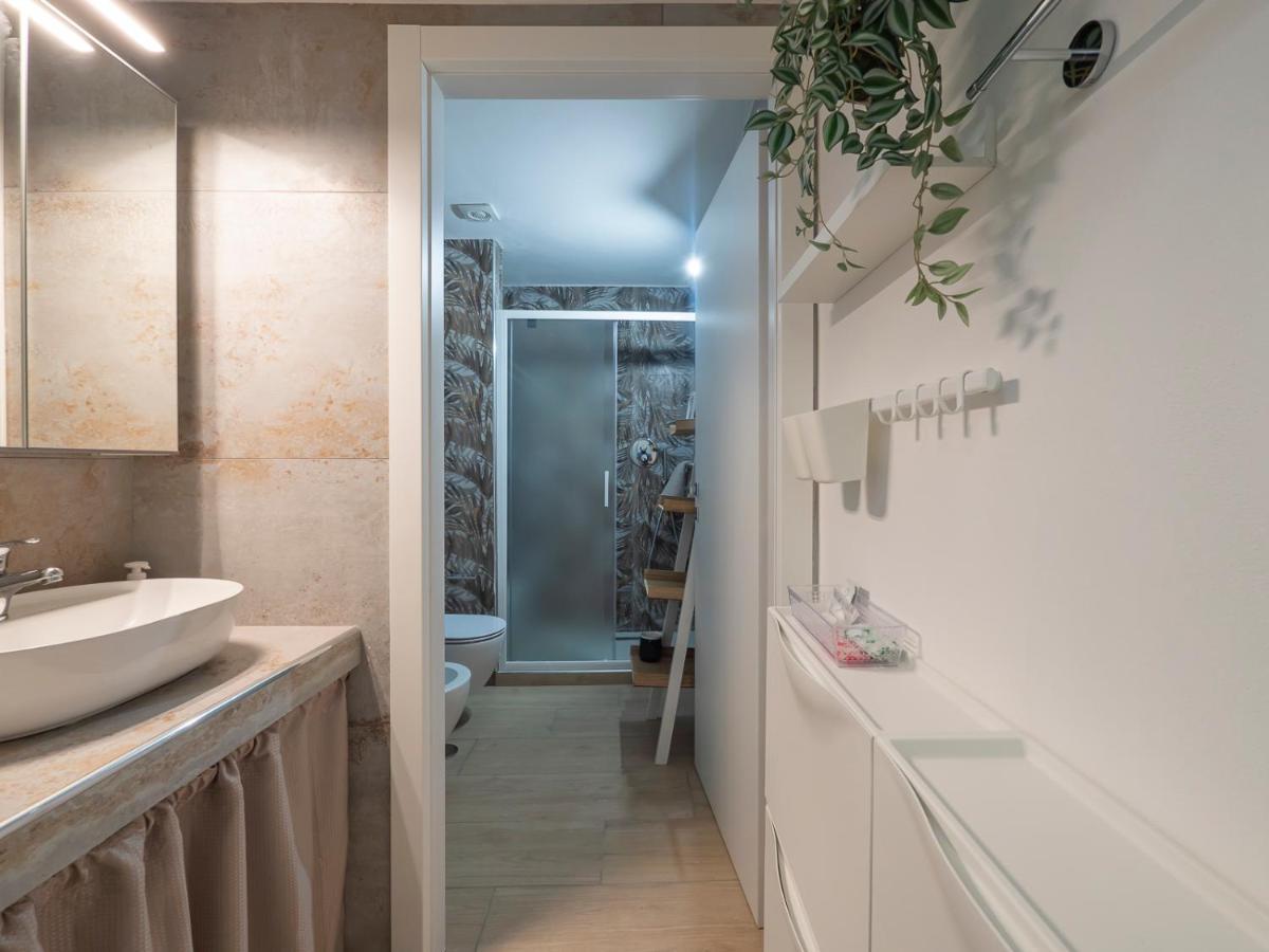 Apartment Luxury White Loft Orti 14 *