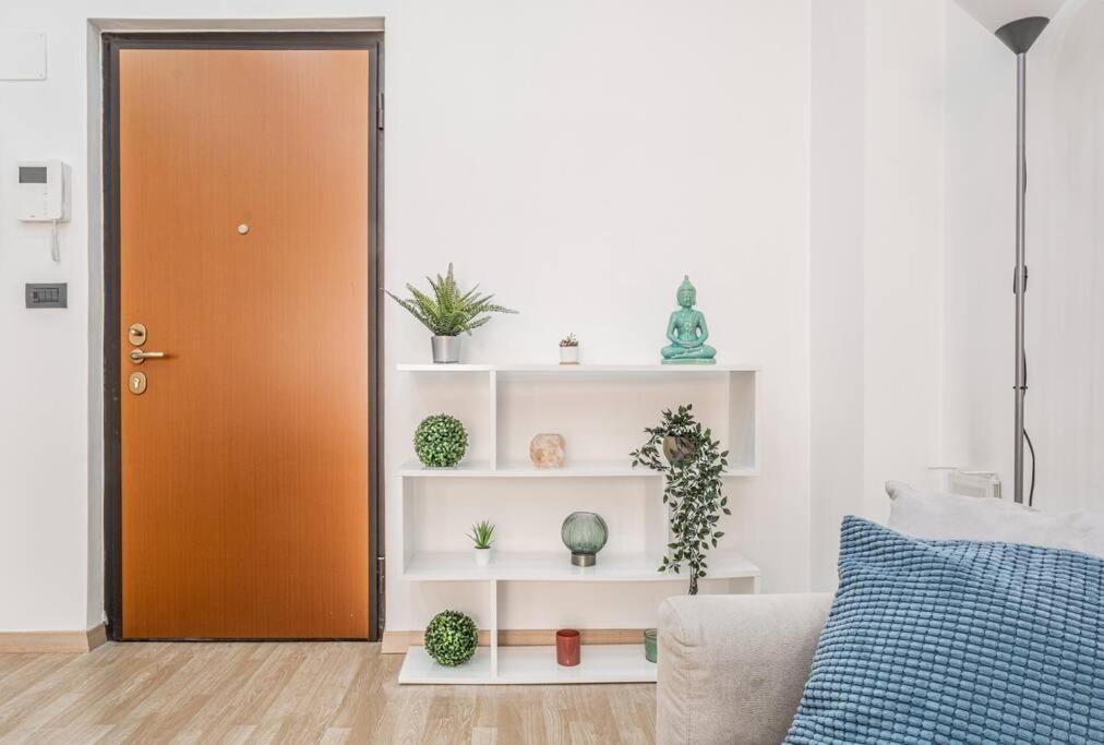 Apartment Artistic House Navigli-duomo Netflix & Design Mailand