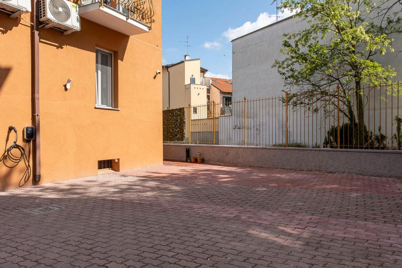 Apartment Leader 4 - Monzino - Hockey Msg Arena - Linate - Mailand
