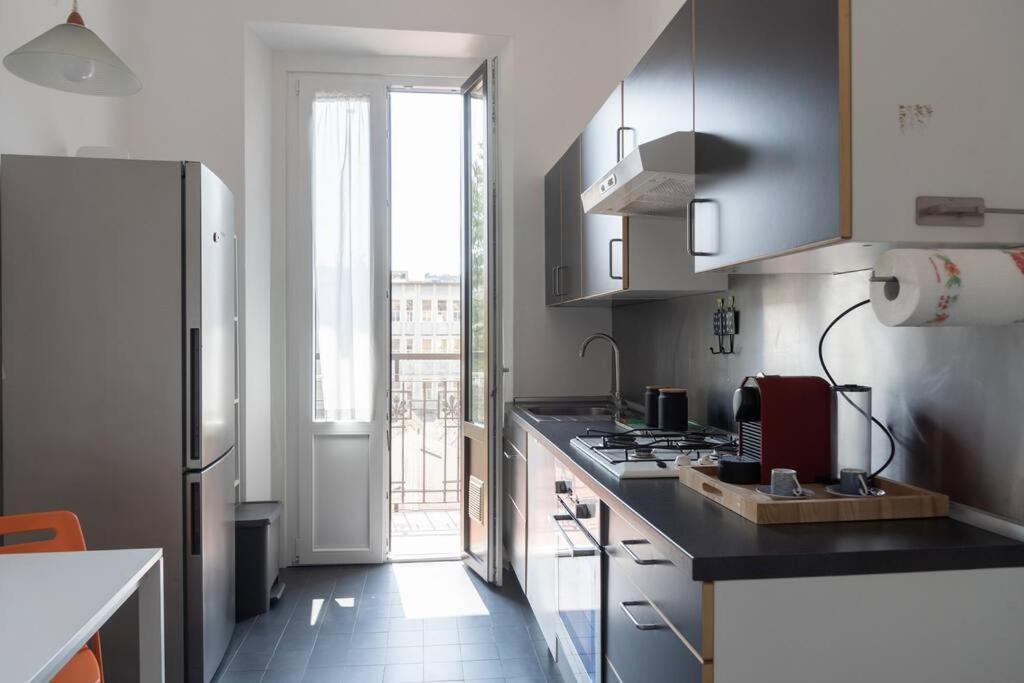 Apartment Youhosty - Correggio 55 B Mailand