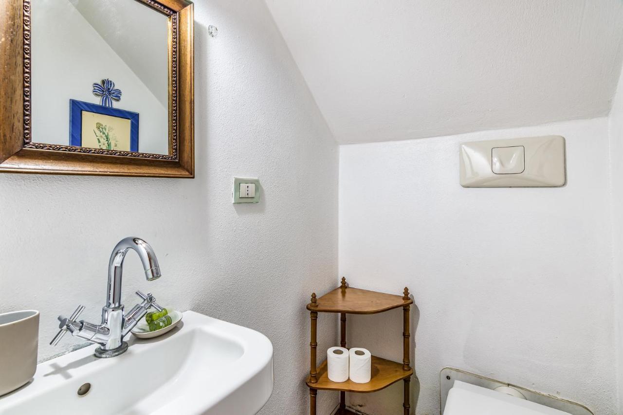 Sarpi Apartment