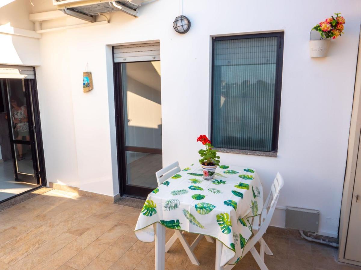 Comfy Penthouse Apartamento Milão