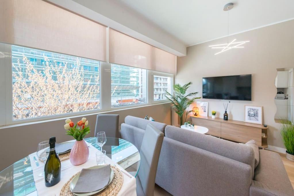 Cozy Private Flat - Mm Marche 7 Min * Mailand