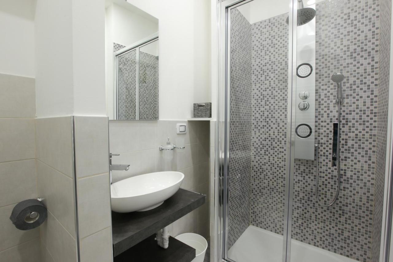 Amazing In Center With Balcony Apartment Mailand