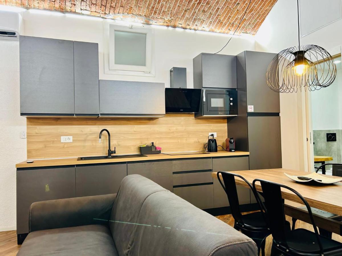 Kibilu - Via Melchiorre Gioia - Stazione - Isola - Garibaldi Apartment *