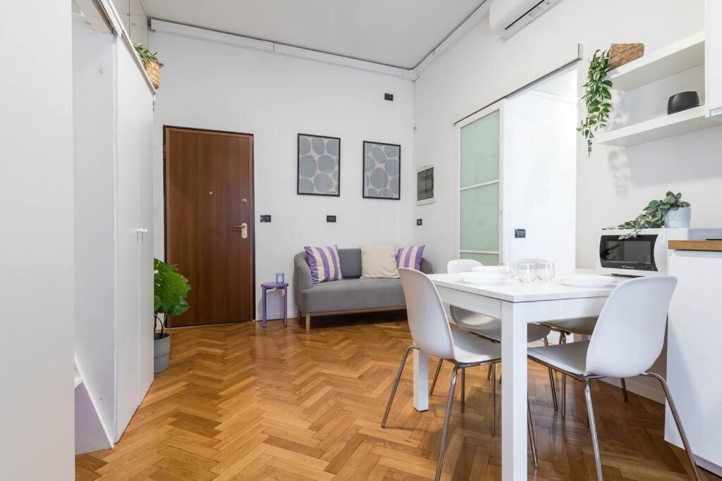 Apartamento Feeling - Nel Centro Storico Di Milão