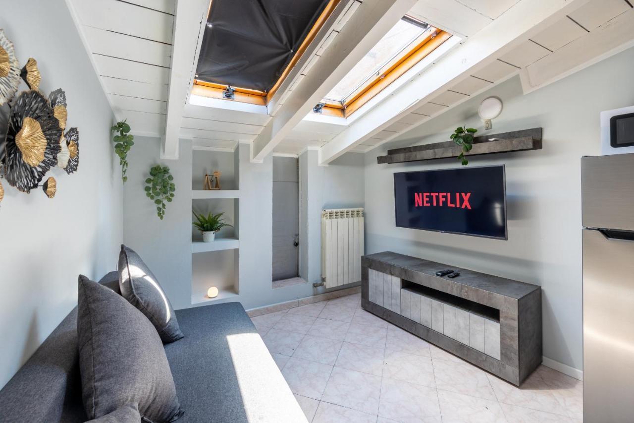 Apartment Free Parking Tiny House Wifi Netflix 15 Minuti Dal Duomo Mailand