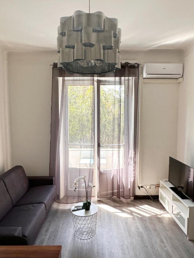 Apartment Bwr - Bilocale Vicino Navigli, Via Foppa *