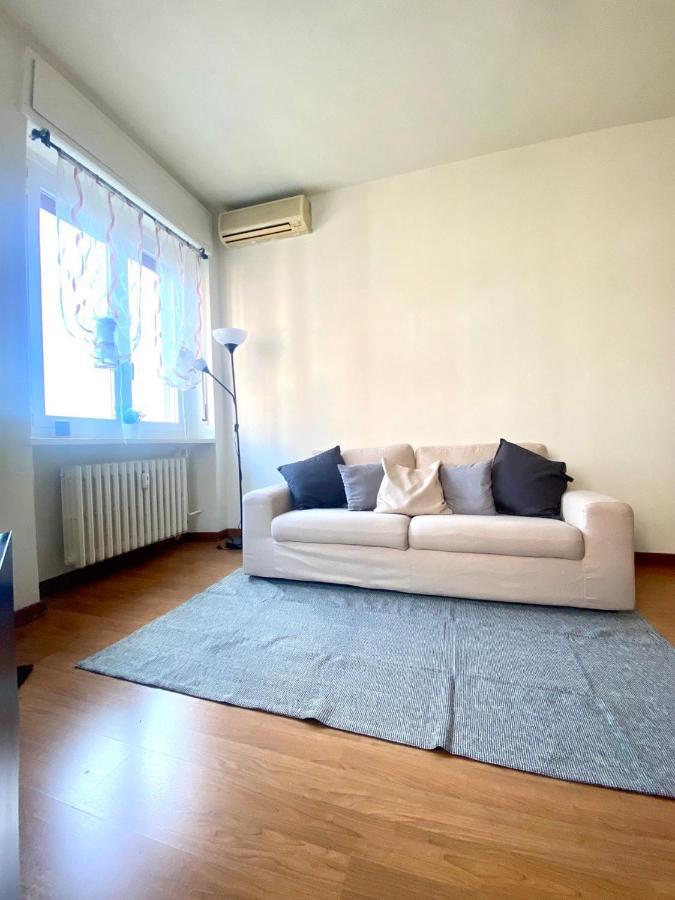 Modern Flat Centrale-bicocca-niguarda Apartamento