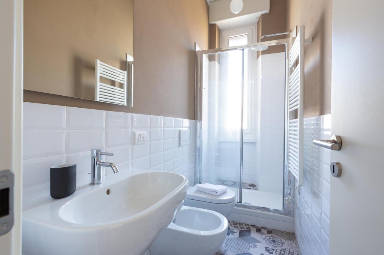 Porta Nuova Bright With Balcony Milan