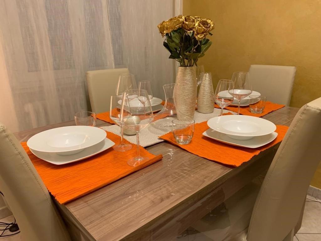 Udine M2 Balcony Apt Apartment Milan