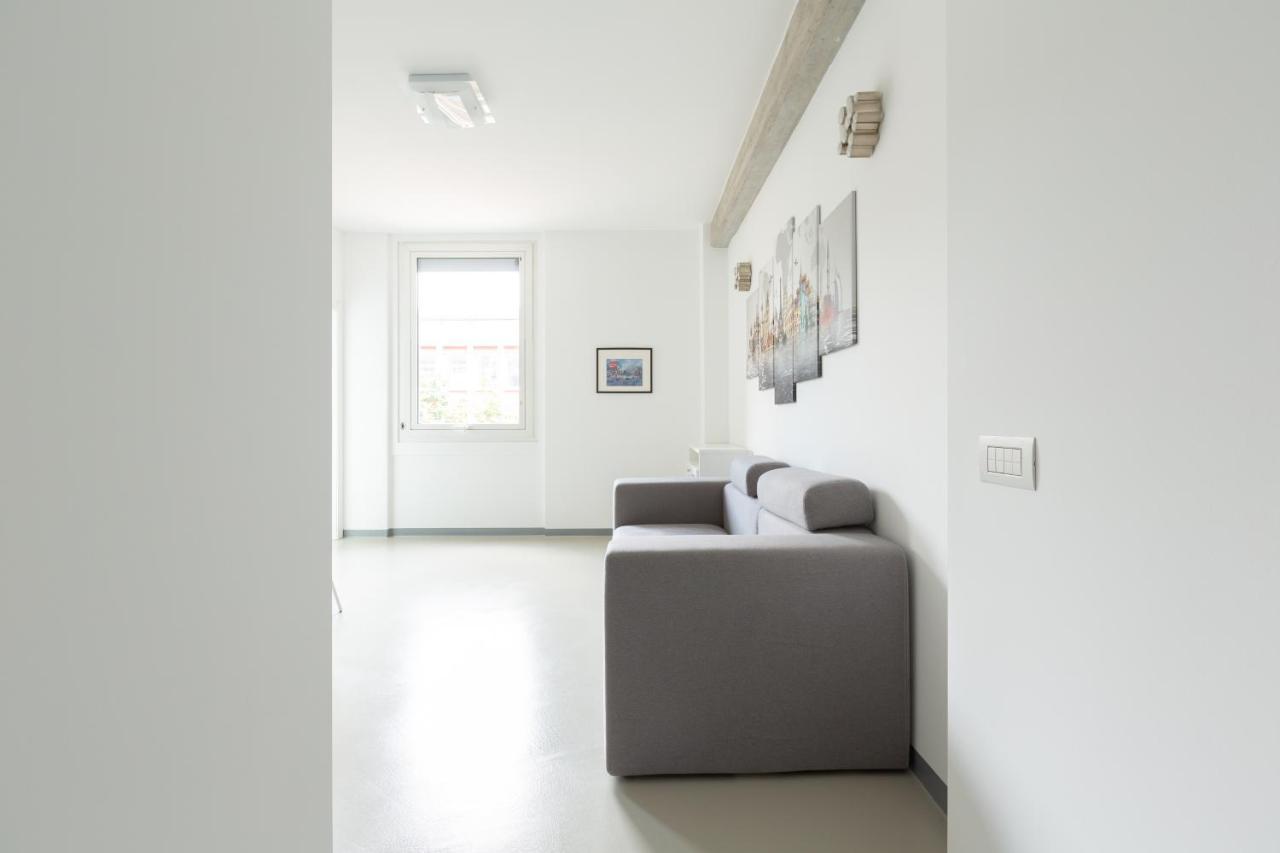Porta Nuova Bright And Stylish Flat
