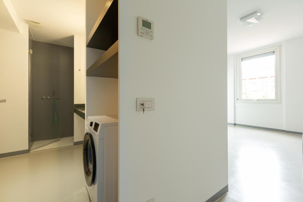 Porta Nuova Bright And Stylish Flat Milan