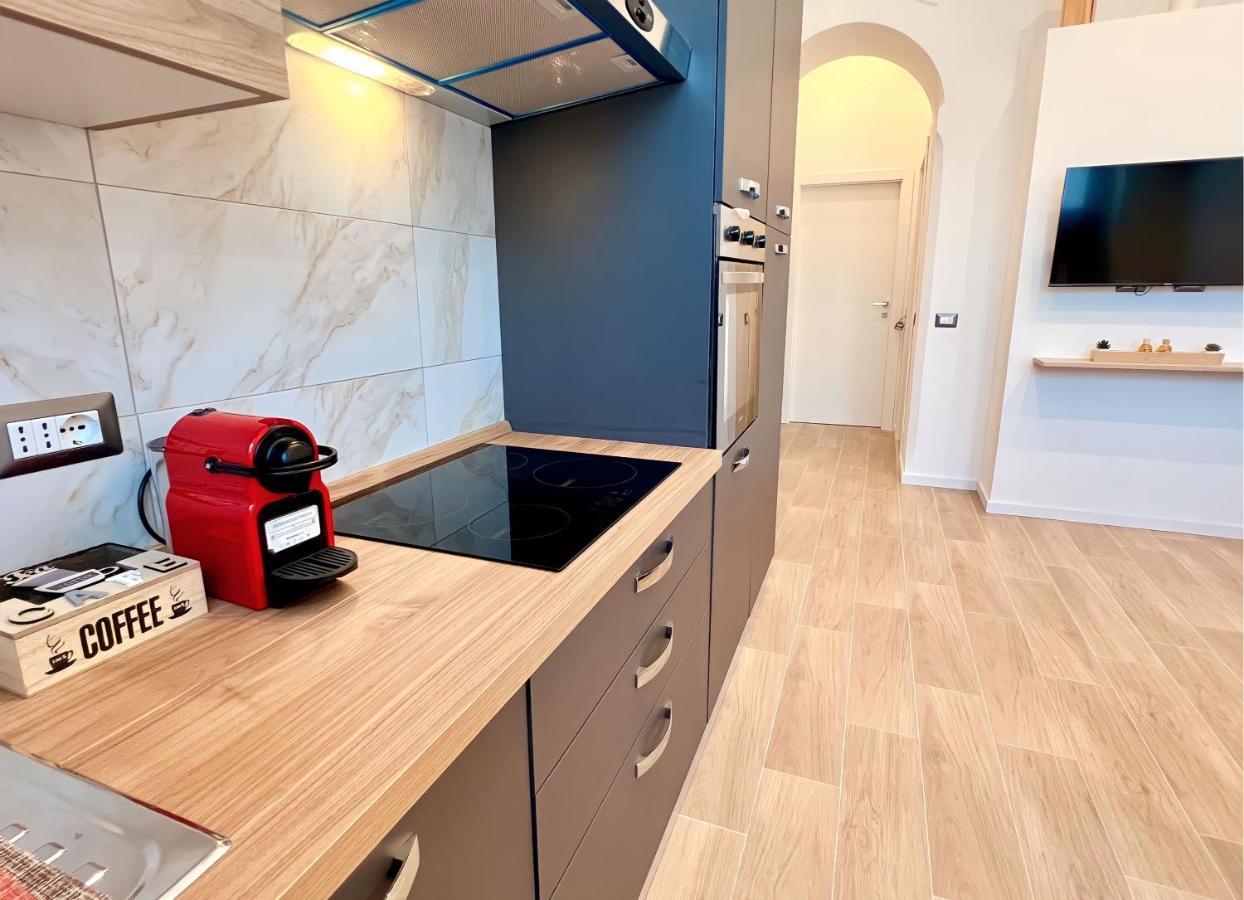 Leonardo's - Live Apartment *