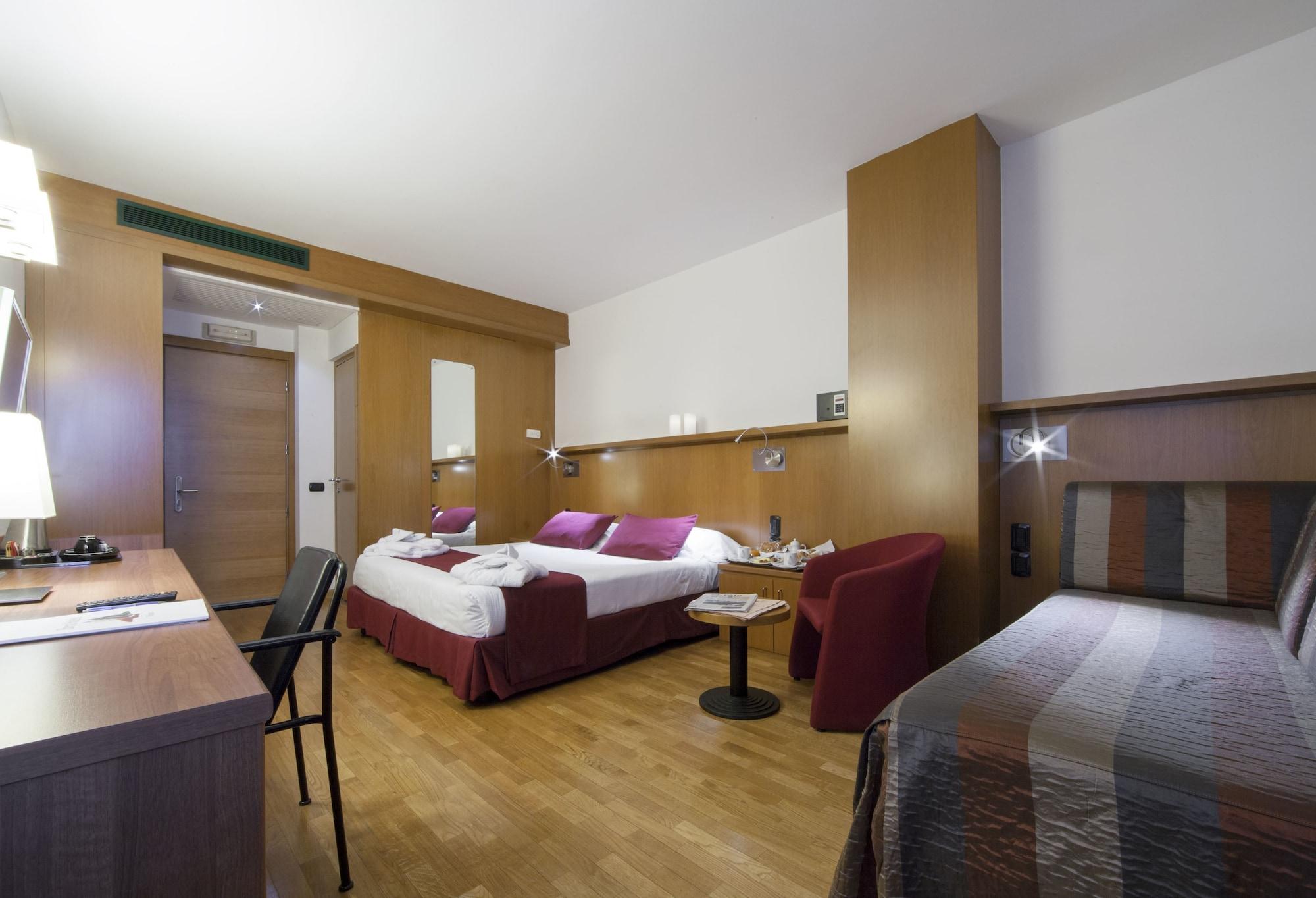 Urban Hive 4*