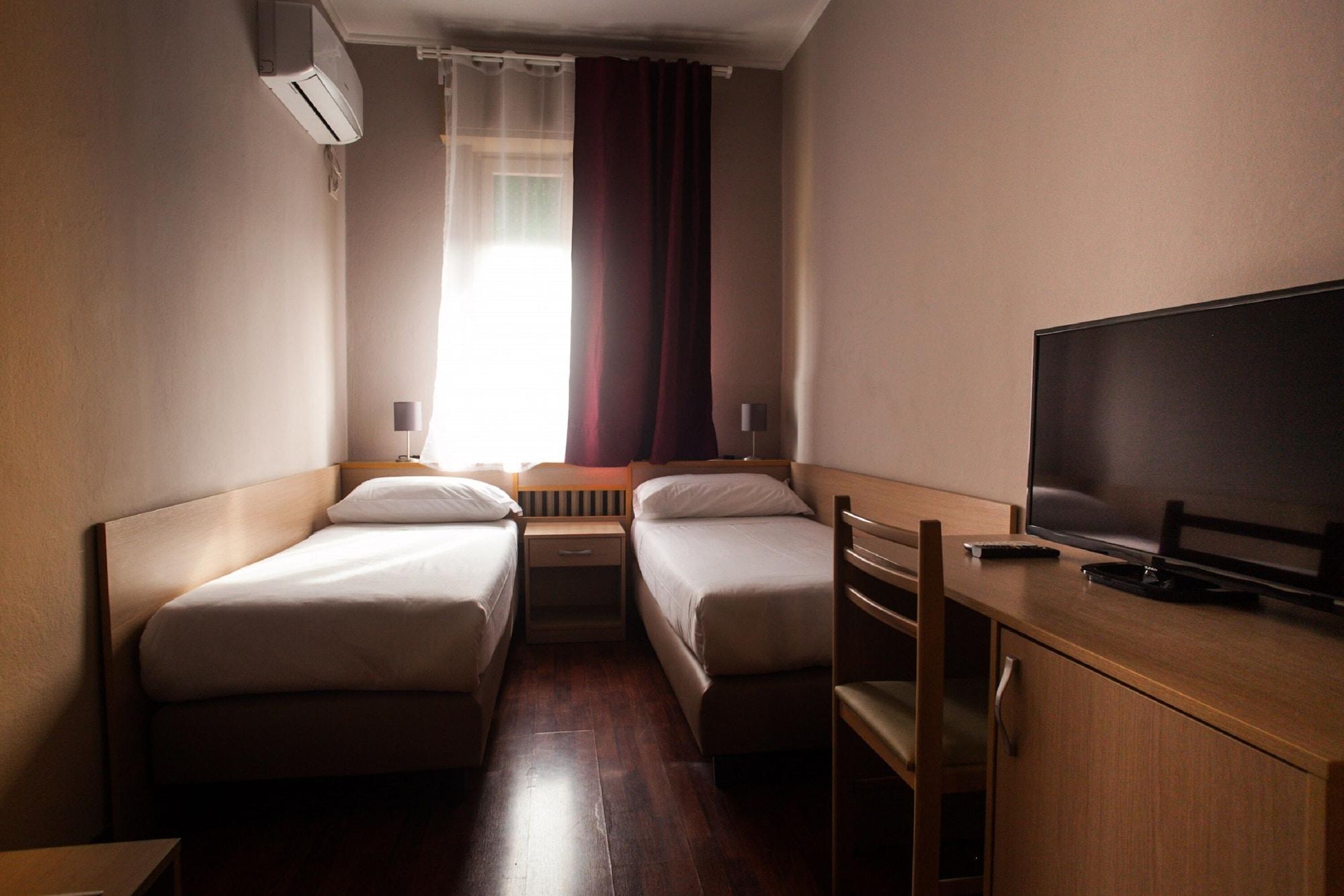 Di Porta Romana Hotel 3*