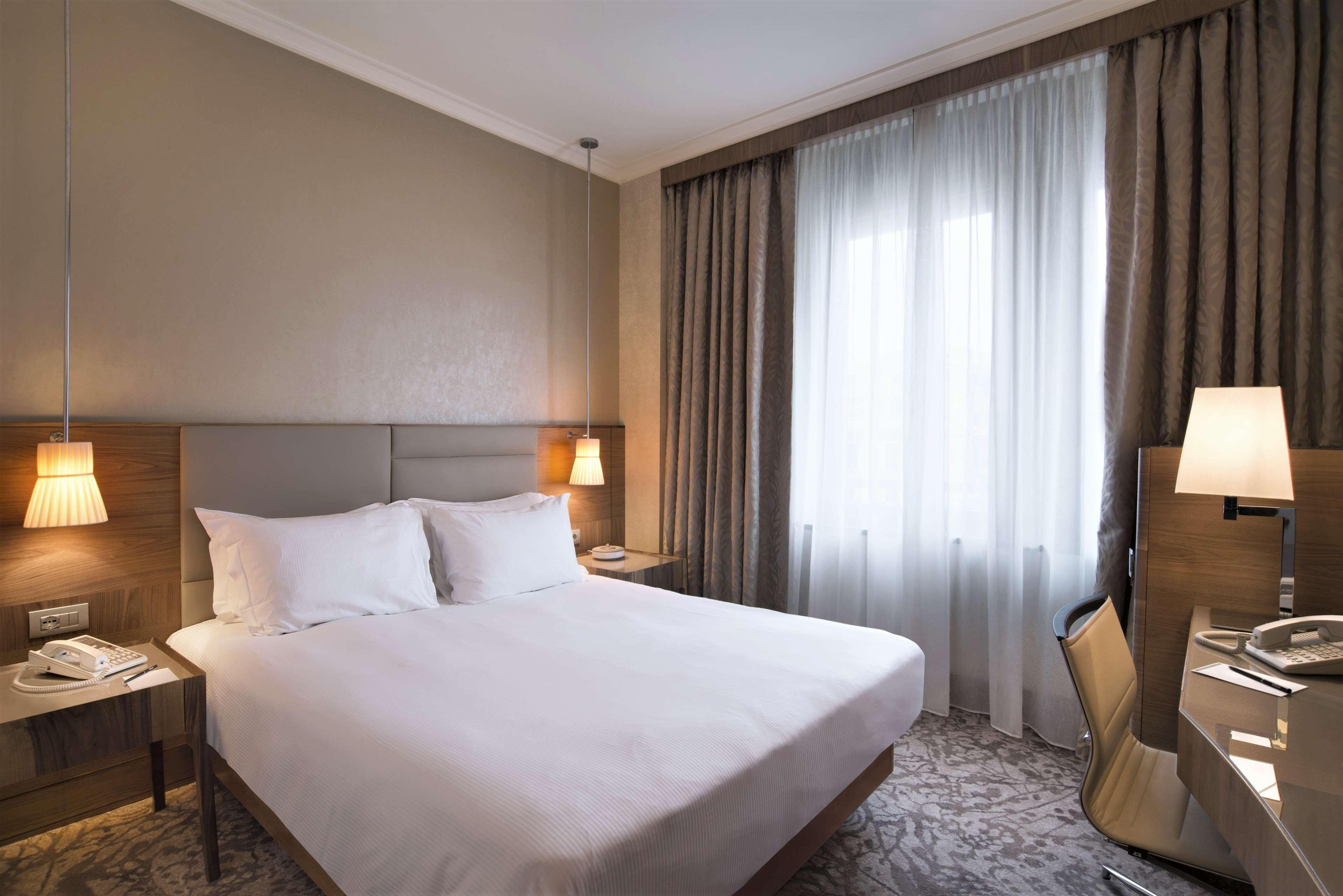 Hilton 4* Milan
