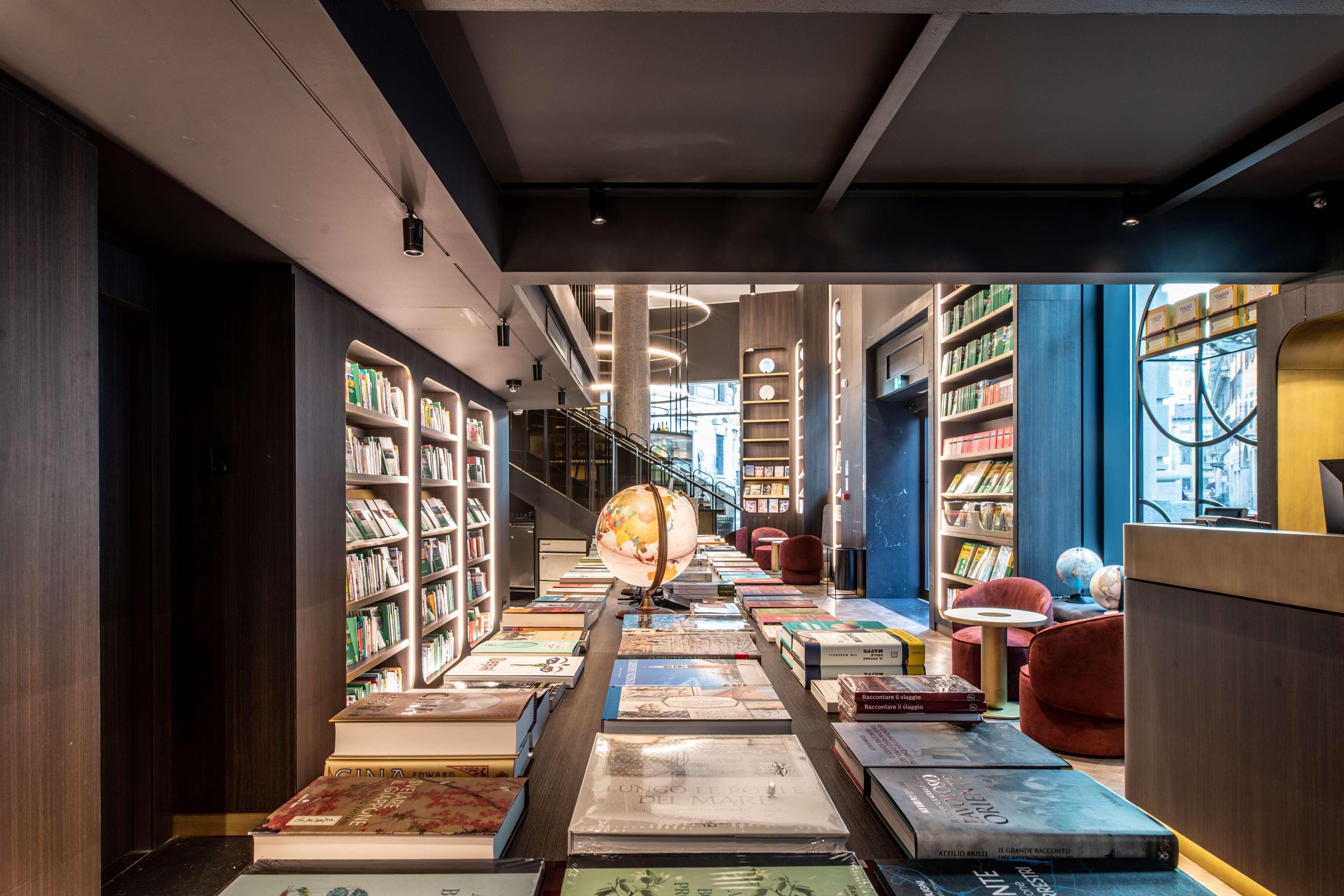 Radisson Collection Hotel, Palazzo Touring Club