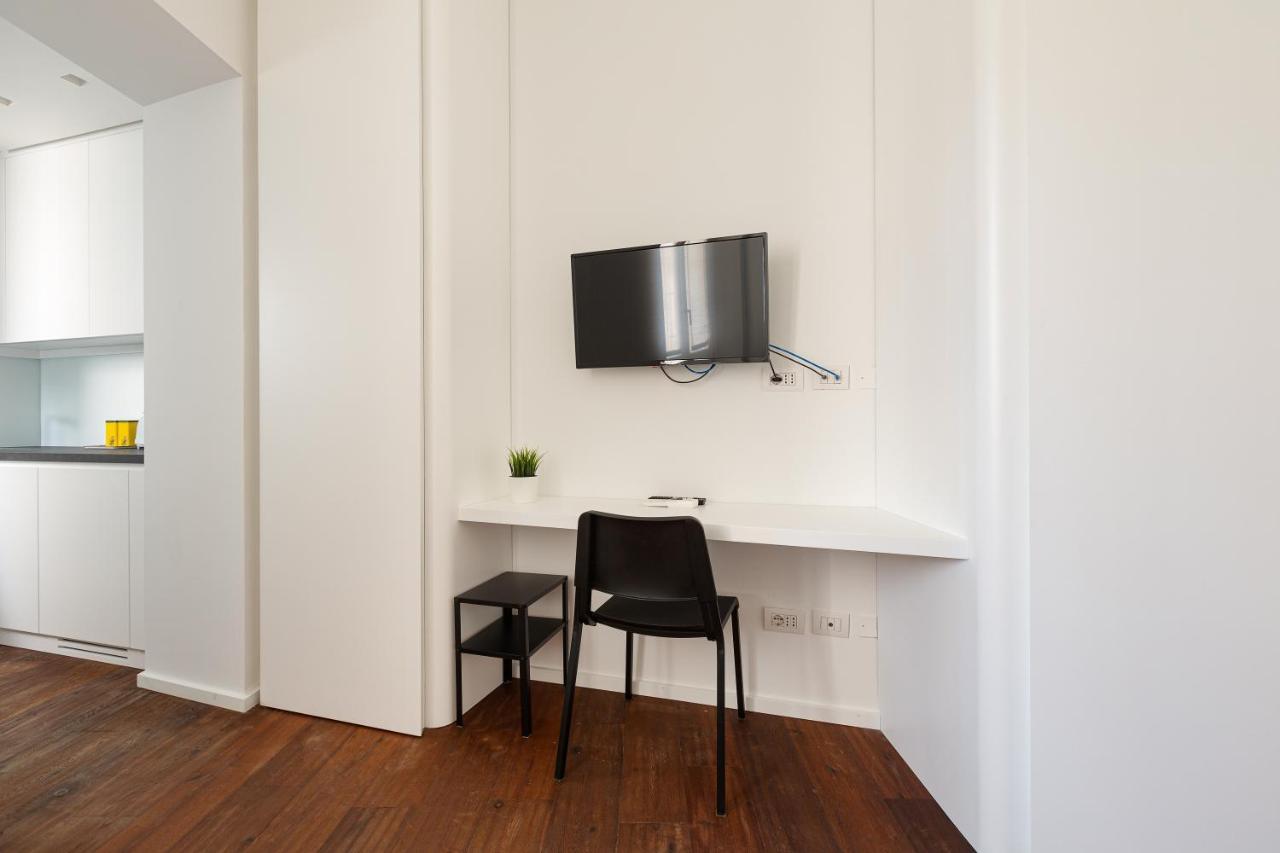 Apartment Tiny Near Station *