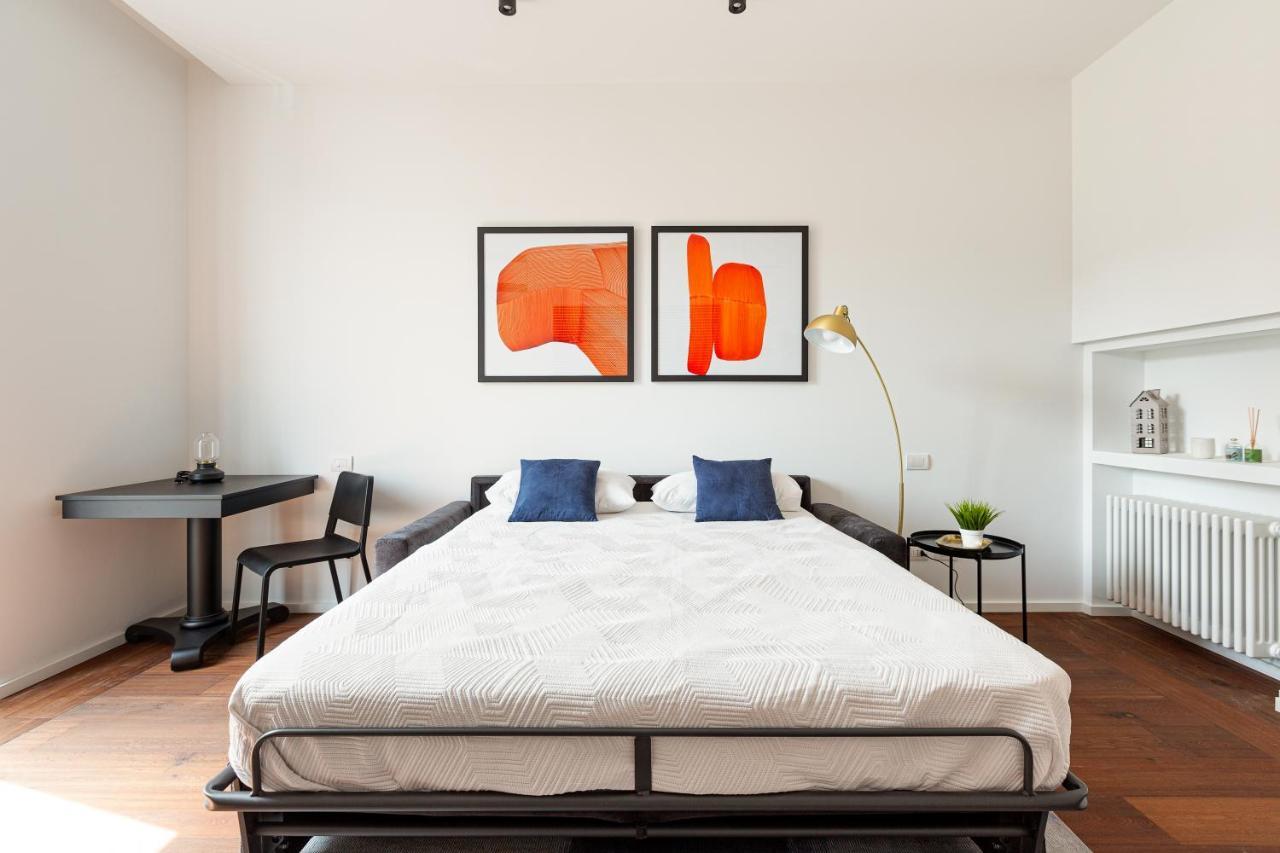Modern & Comfortable Flat - Near Station Milão